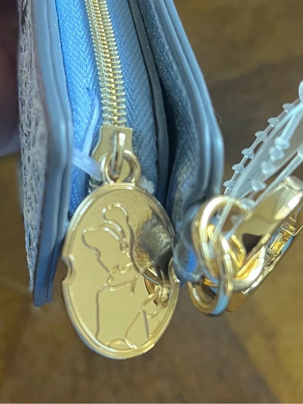 Cinderella Silver Lace High-Heel Shoe Key & Card Holder
